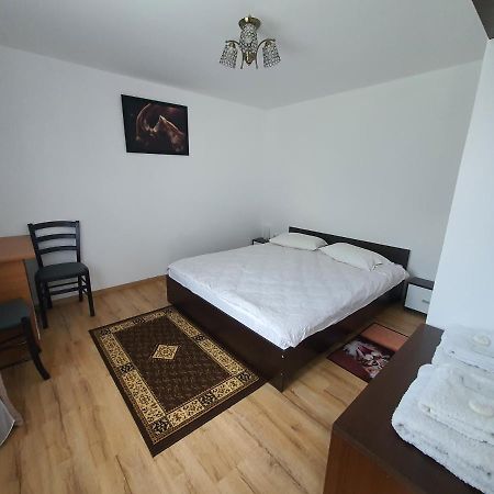 Pensiunea Stan Cisnădie Esterno foto