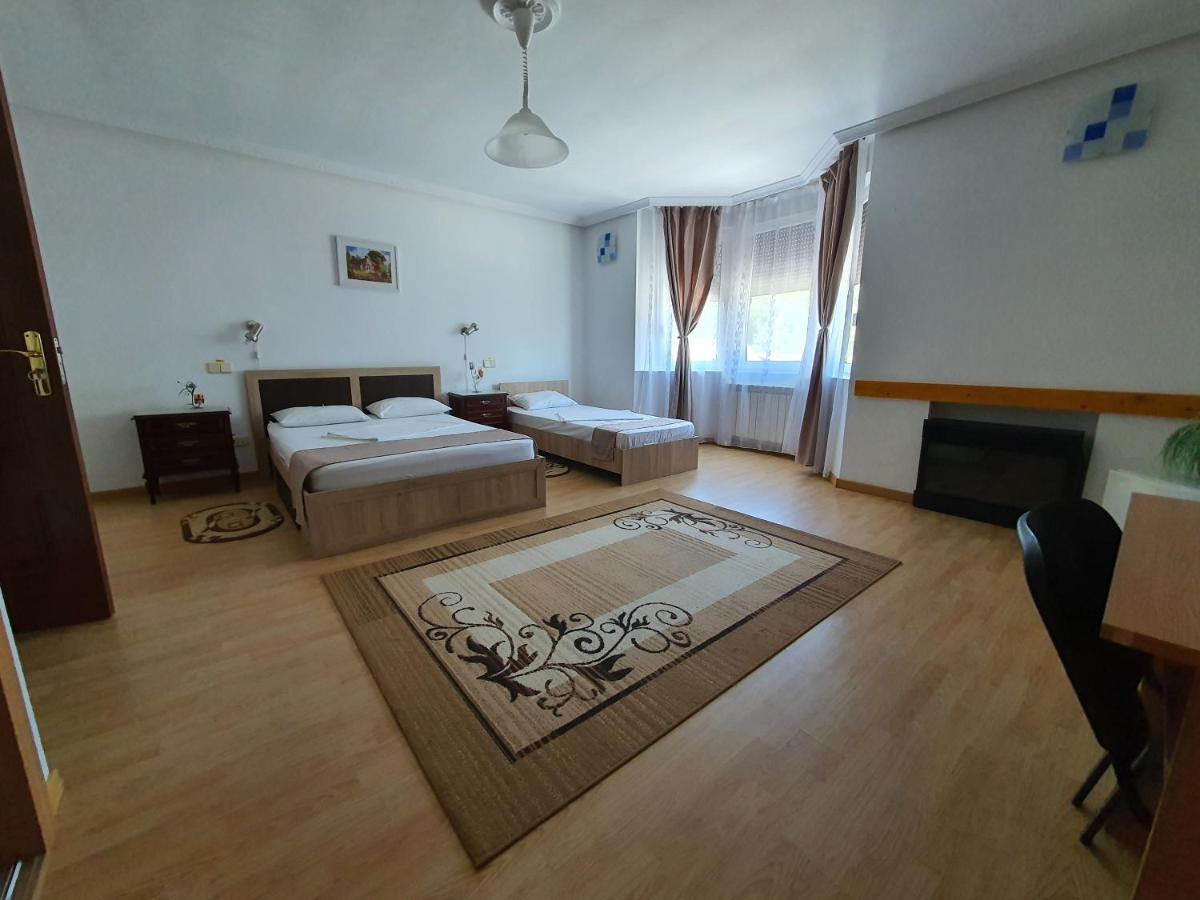 Pensiunea Stan Cisnădie Esterno foto
