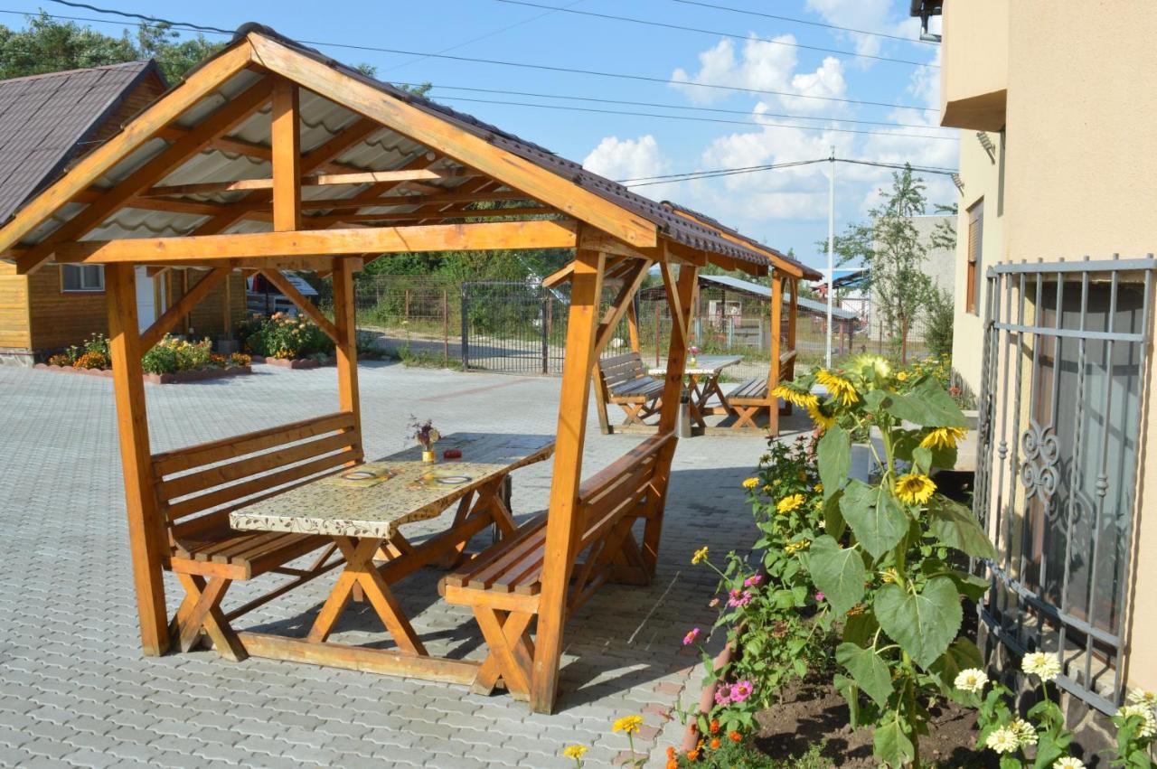 Pensiunea Stan Cisnădie Esterno foto